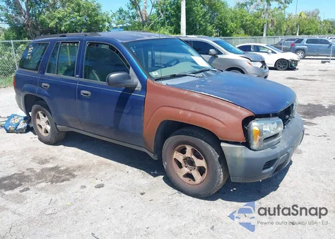 2004 Chevrolet Trailblazer Ls from USA, damaged, VIN 1GNDS13S442319448